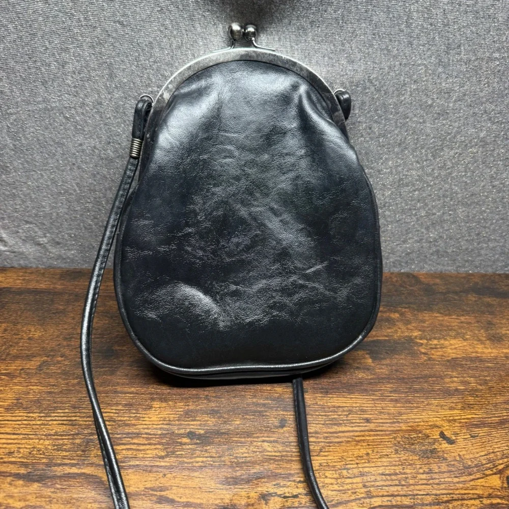Vintage Black Faux Leather Kiss Lock Crossbody Bag Small Purse Y2K Goth Grunge